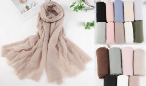 FULAR-ENROLLADO-COLORES-LISOS-SURTIDOS-90X180-CM