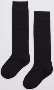 YSABEL-MORA-CALCETIN-COLEGIAL-LARGO-80-ALGODON-TALLA-23-43-NEGRO