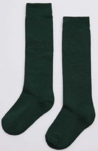 YSABEL-MORA-CALCETIN-COLEGIAL-LARGO-80-ALGODON-TALLA-23-43-VERDE